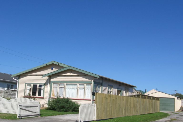 Photo of property in 2 Ava Street, Petone, Lower Hutt, 5012