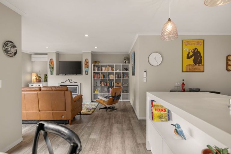 Photo of property in 6 Alluvial Court, Arthurs Point, Queenstown, 9371