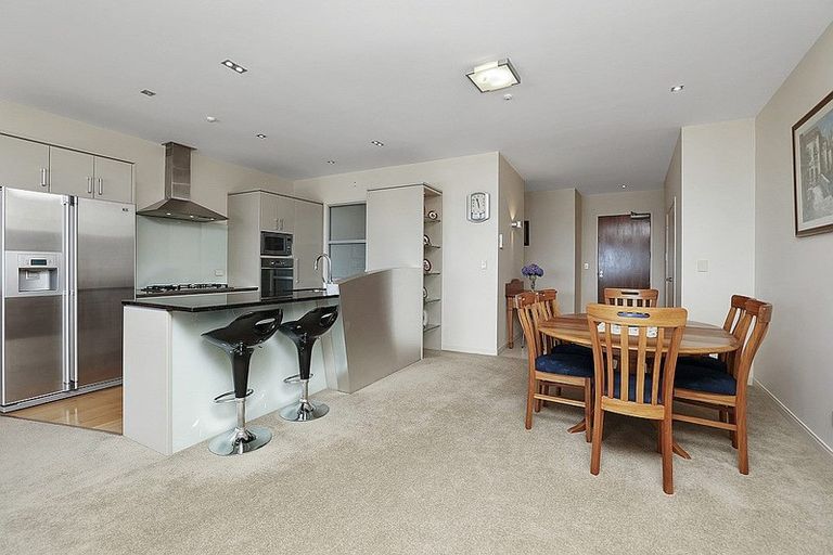 Photo of property in Quarterdeck, 10/4 Buller Street, New Plymouth, 4310