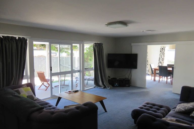 Photo of property in 16 Cam Place, Harewood, Christchurch, 8051