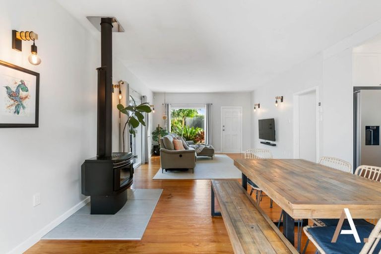 Photo of property in 13 Ross Martin Court, Conifer Grove, Takanini, 2112