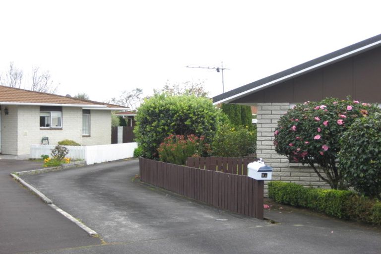 Photo of property in 8a Nursery Place, Westown, New Plymouth, 4310