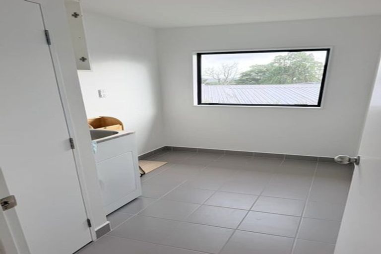 Photo of property in 103r Glengarry Road, Glen Eden, Auckland, 0602