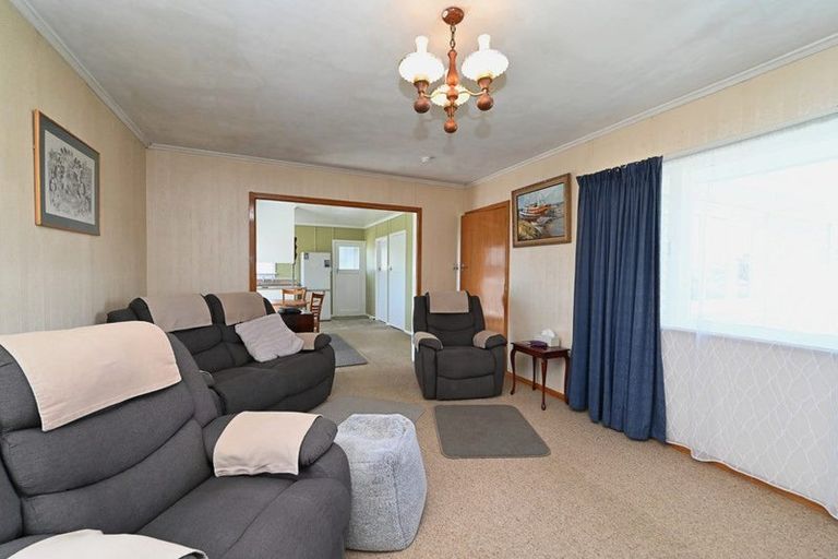 Photo of property in 18 Mason Avenue, Maraenui, Napier, 4110