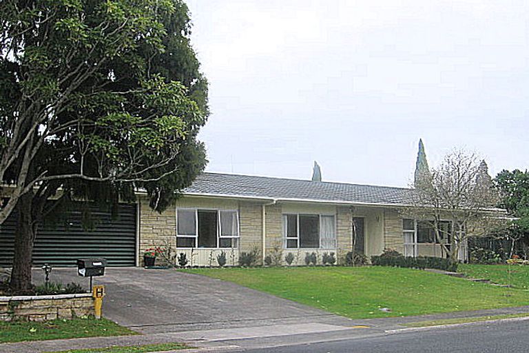 Photo of property in 2 Conway Place, Chartwell, Hamilton, 3210