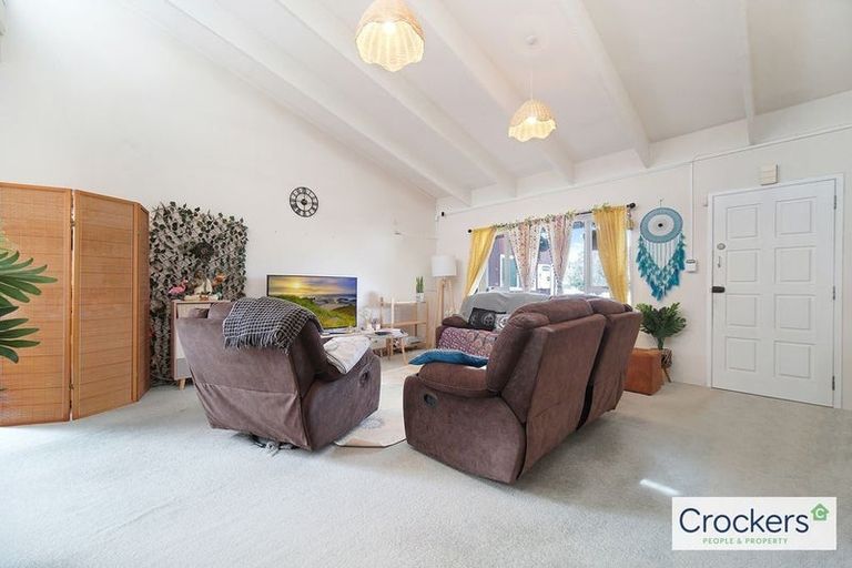 Photo of property in 1/106 Prince Regent Drive, Half Moon Bay, Auckland, 2012