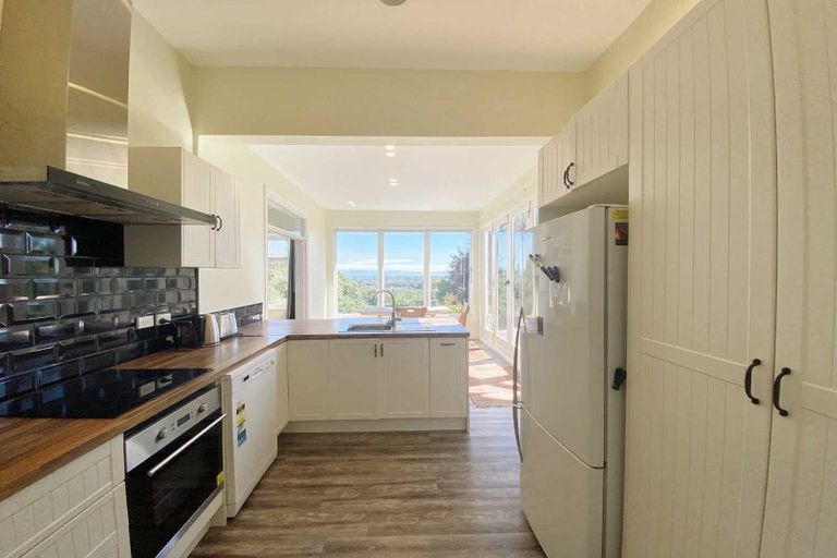 Photo of property in 31 Dyers Pass Road, Cashmere, Christchurch, 8022