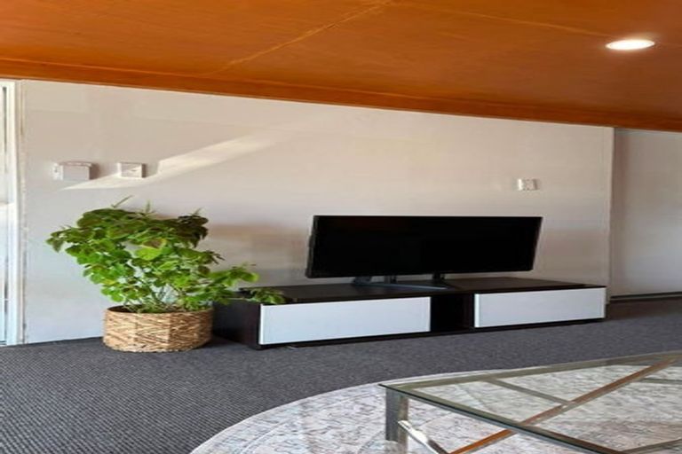 Photo of property in 3 Beldon Place, Pakuranga Heights, Auckland, 2010