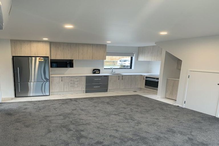 Photo of property in 1/2 Jadewynn Drive, Massey, Auckland, 0614