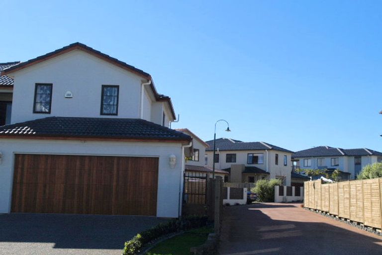 Photo of property in 46 Amberwood Drive, Northpark, Auckland, 2013