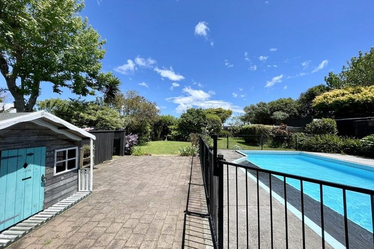 Photo of property in 58 Brooklands Road, Brooklands, New Plymouth, 4310