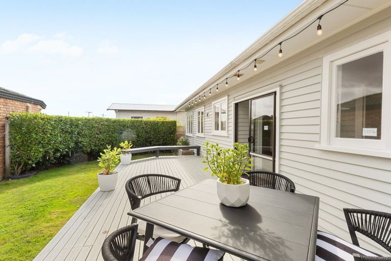 Photo of property in 5 Bettina Road, Fairfield, Hamilton, 3214