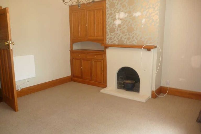 Photo of property in 76 North Parade, Richmond, Christchurch, 8013