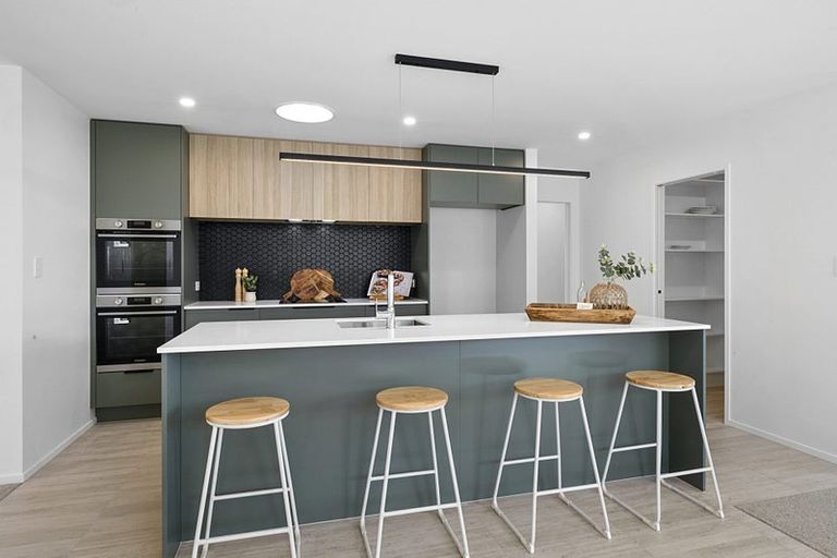 Photo of property in 21c Portland Drive, Mangorei, New Plymouth, 4312