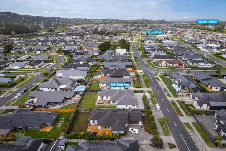 Photo of property in 202 Matua Road, Kumeu, 0810