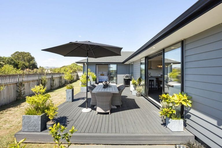 Photo of property in 16 Hehan Close, Cambridge, 3434