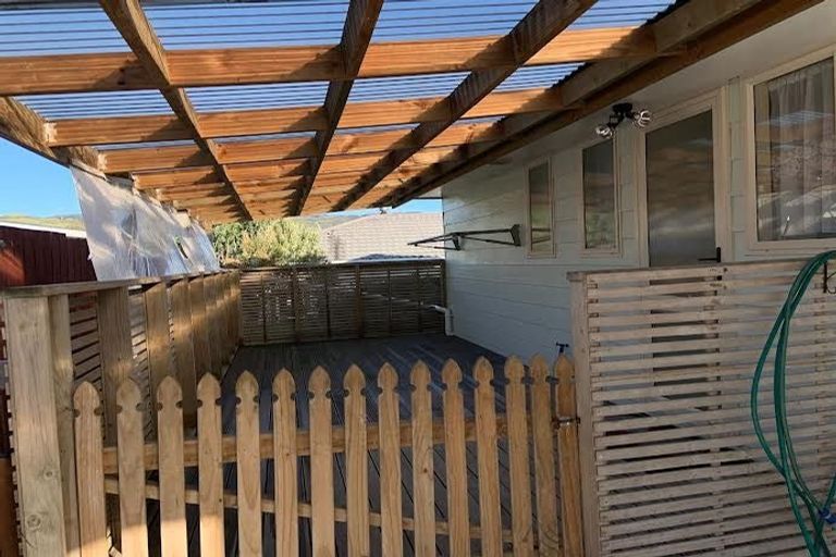 Photo of property in 16a Hampton Hill Road, Tawa, Wellington, 5028