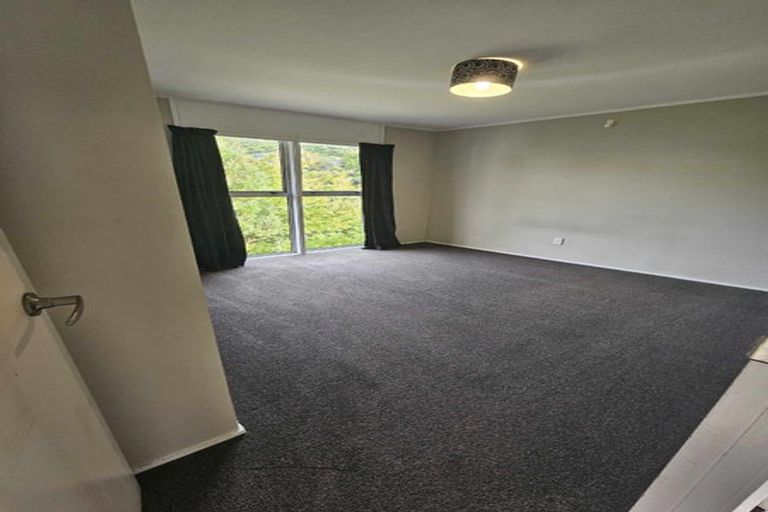 Photo of property in 65 South Karori Road, Karori, Wellington, 6012