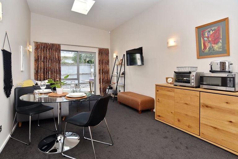 Photo of property in 11 Plynlimon Road, Fendalton, Christchurch, 8052