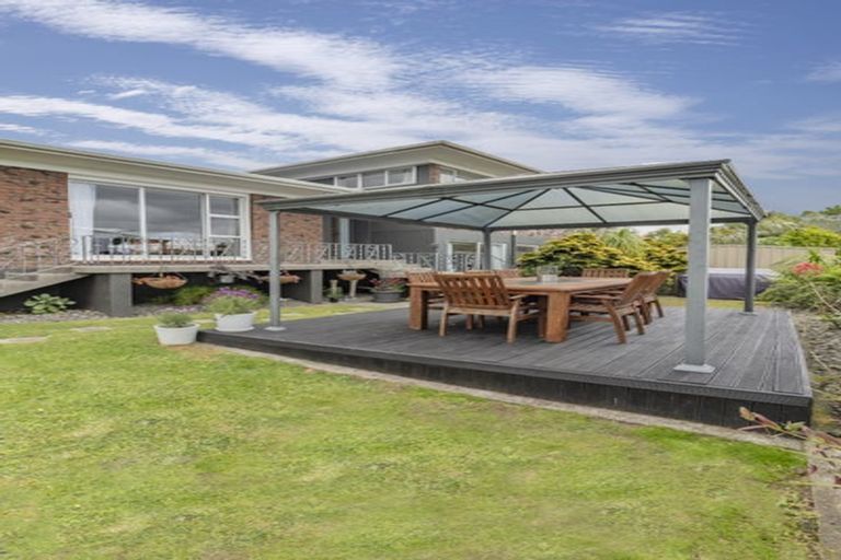 Photo of property in 3 Alf Walker Place, Papakura, 2110