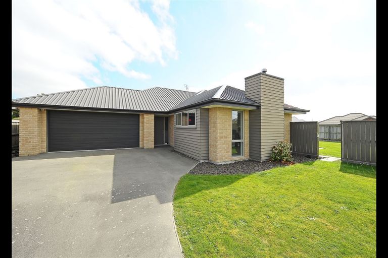 Photo of property in 2 Cromdale Place, Wigram, Christchurch, 8025