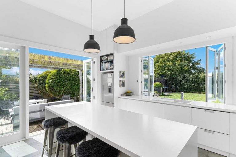 Photo of property in 13 Venice Street, Martinborough, 5711