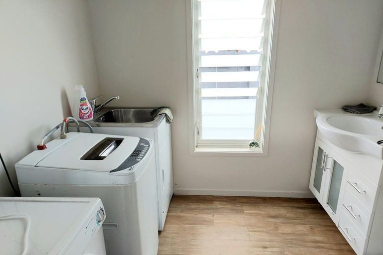 Photo of property in 6b Elizabeth Street, Riccarton, Christchurch, 8011