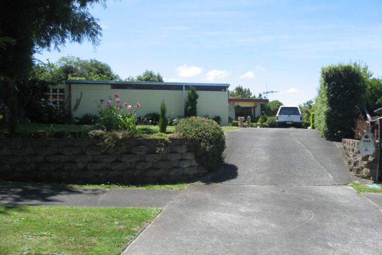 Photo of property in 13 Dalzien Place, Feilding, 4702