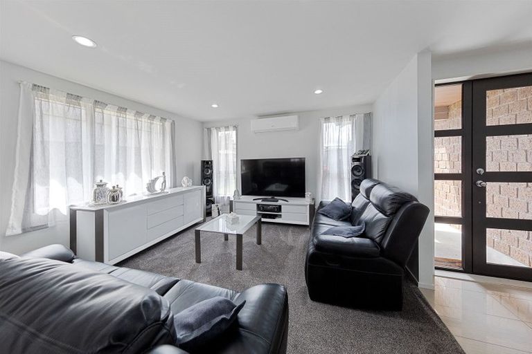 Photo of property in 9 Manuka Road, Huntly, 3700