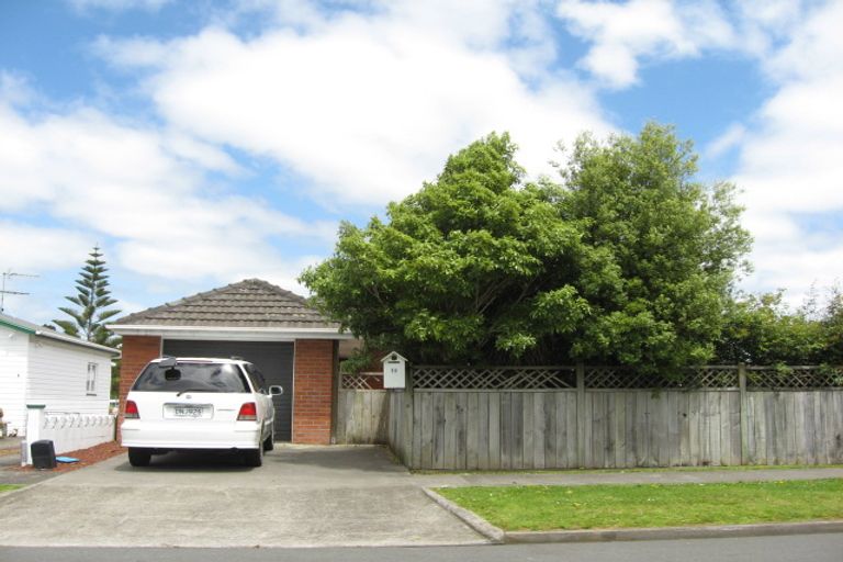 Photo of property in 10 Valley Road, Pukekohe, 2120