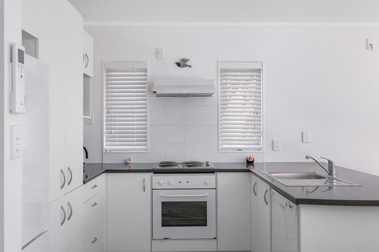 Photo of property in 1067b Papamoa Beach Road, Papamoa Beach, Papamoa, 3118