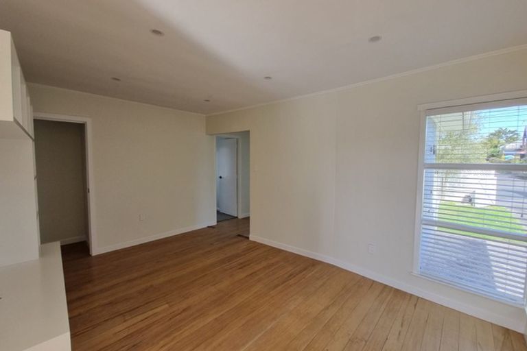 Photo of property in 107 Moa Road, Point Chevalier, Auckland, 1022