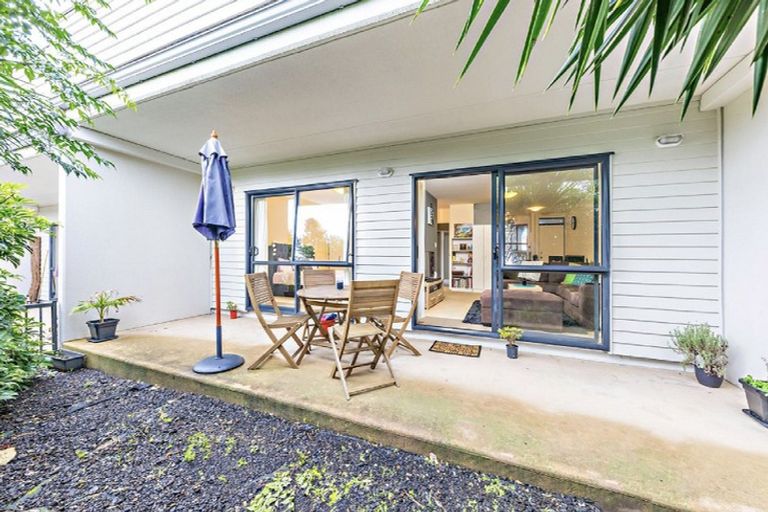 Photo of property in 34/21 Armoy Drive, East Tamaki, Auckland, 2016