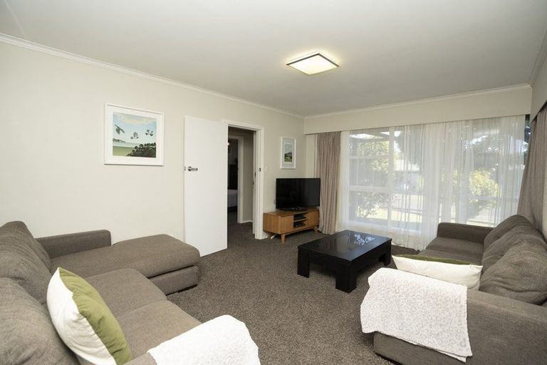 Photo of property in 9 Gerrand Place, Chedworth, Hamilton, 3210