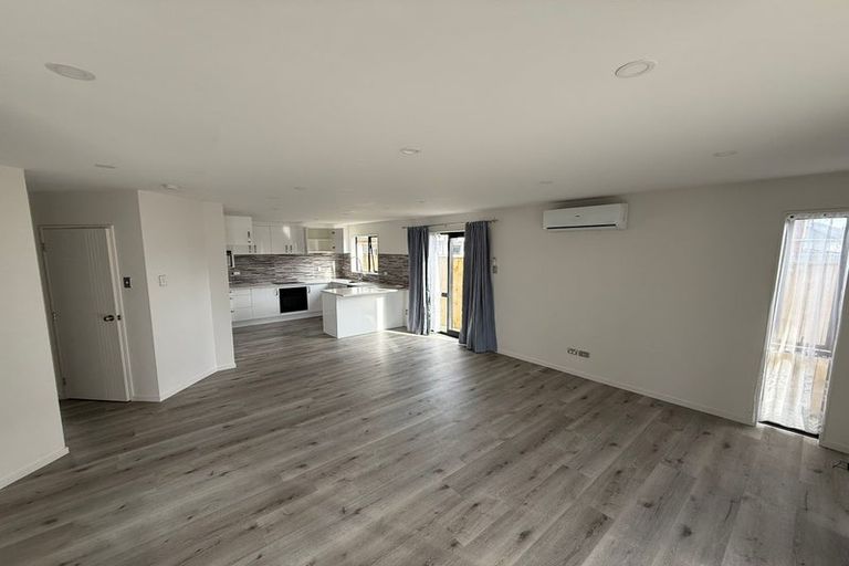 Photo of property in 8 Tiraumea Drive, Pakuranga, Auckland, 2010