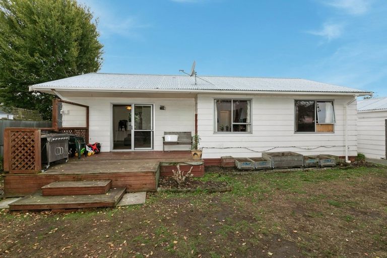Photo of property in 35a Kuaka Crescent, Bromley, Christchurch, 8062