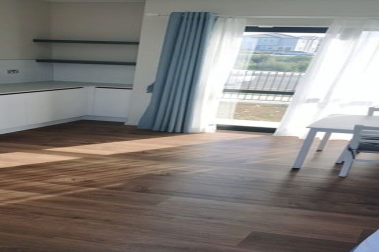 Photo of property in 55 Hikuawa Road, Flat Bush, Auckland, 2019