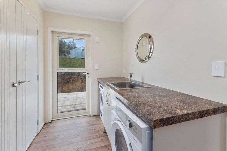 Photo of property in 43 Tawhero Street, Mamaku, 3020