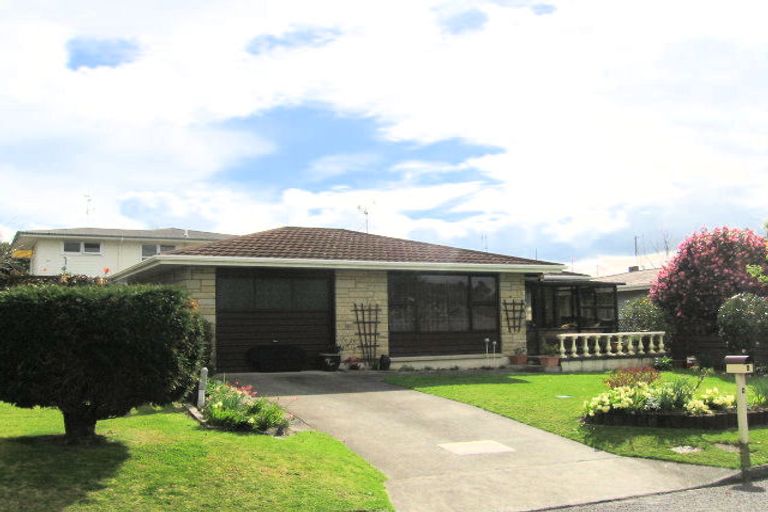 Photo of property in 4 Parkvale Road, Otumoetai, Tauranga, 3110