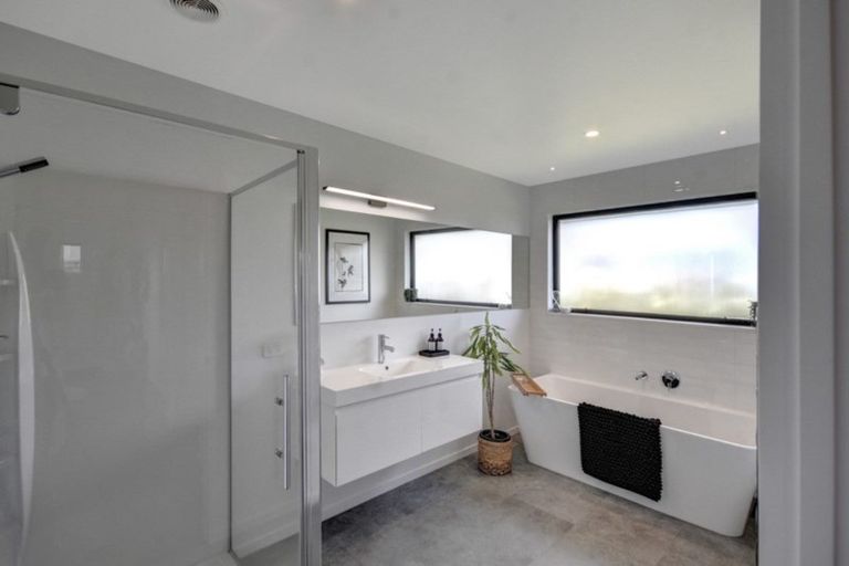 Photo of property in 10 Kinloch Place, Mosgiel, 9024