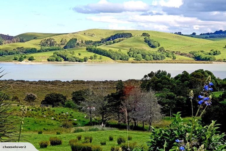 Photo of property in 221 Pahi Road, Pahi, Paparoa, 0571