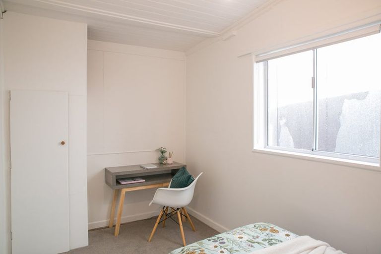 Photo of property in 35 Barrow Street, Bluff, 9814