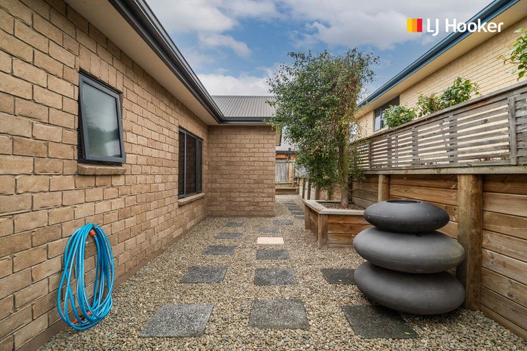 Photo of property in 7a Holyport Close, Fairfield, Dunedin, 9018