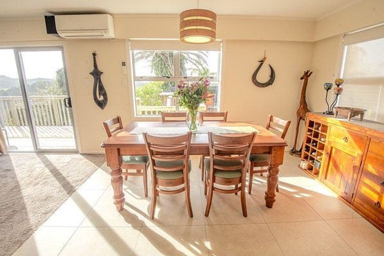 Photo of property in 10 Goffe Drive, Haruru, 0204