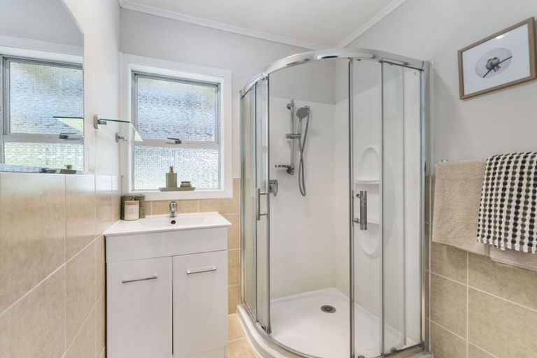 Photo of property in 9 Philip Place, Hillcrest, Auckland, 0627