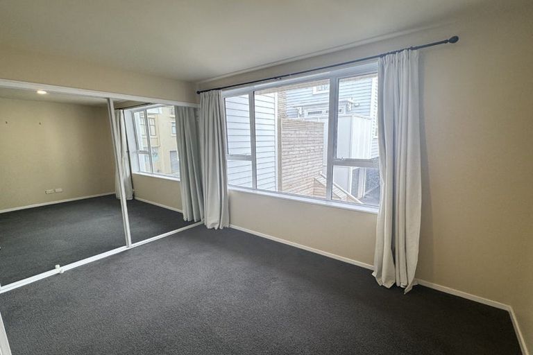 Photo of property in Pirie Street Townhouses, 20/35 Pirie Street, Mount Victoria, Wellington, 6011