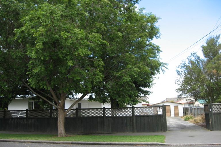 Photo of property in 140 Smith Street, Woolston, Christchurch, 8062