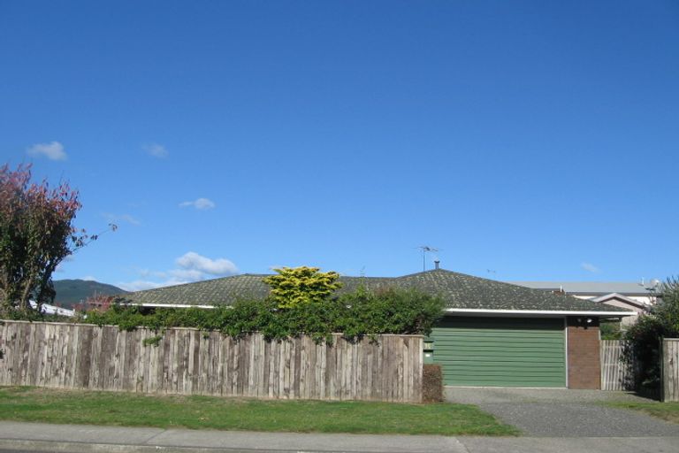 Photo of property in 30 Langdale Avenue, Paraparaumu, 5032