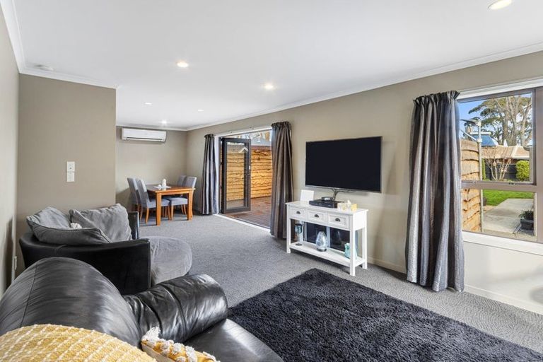 Photo of property in 90 Ascot Avenue, North New Brighton, Christchurch, 8083