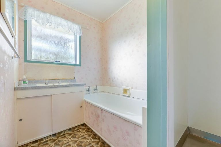 Photo of property in 7 Dermont Street, Bader, Hamilton, 3206